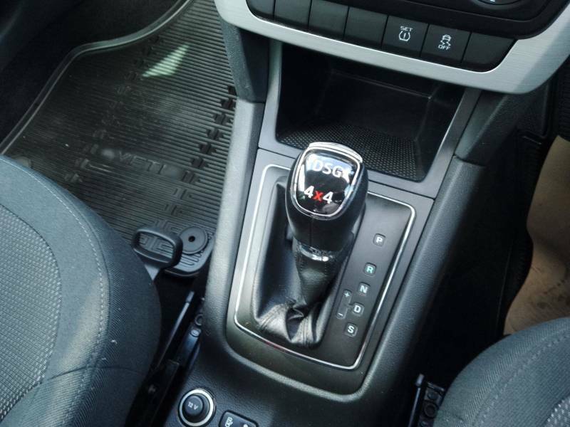 Skoda Yeti 2.0 Tdi Cr 140 Se 4X4 Dsg - 2014 64 Green #4