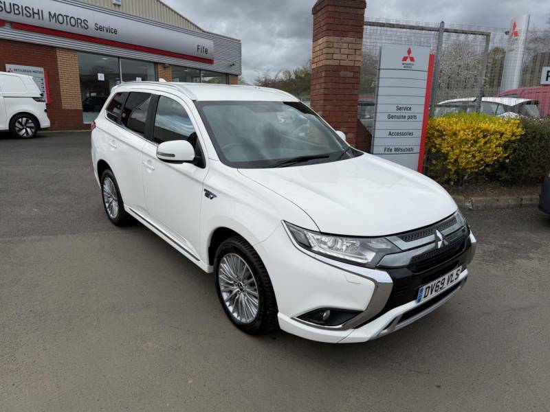 Mitsubishi Outlander 2.4 Phev Dynamic DV69VLS White #6