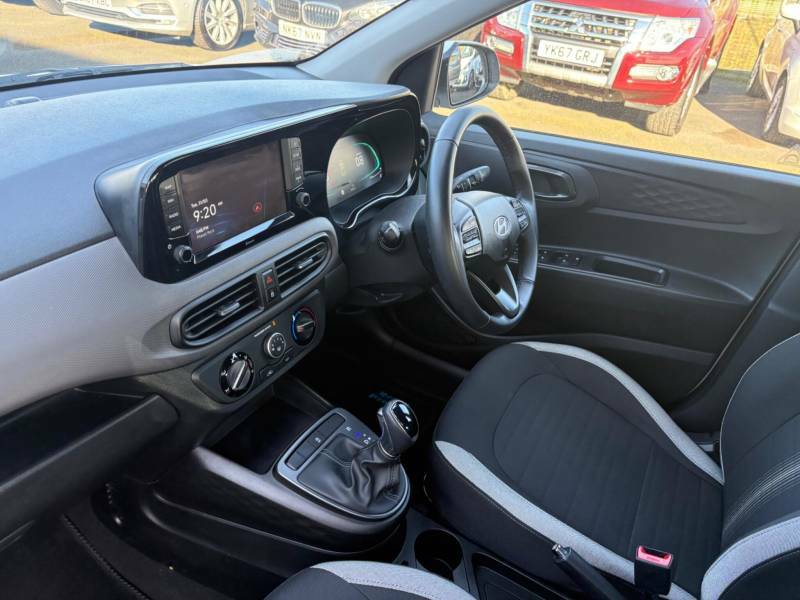 Hyundai I10 1.0 63 Advance Nav - 2024 24 White
