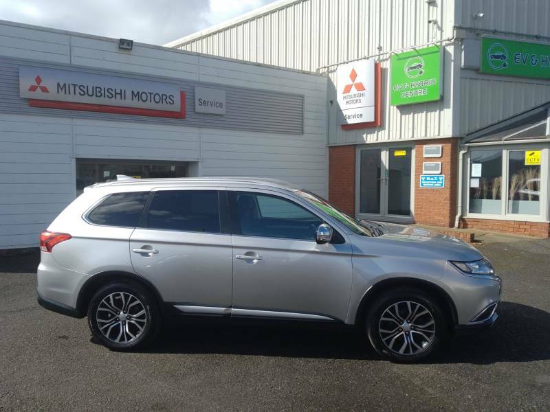 Mitsubishi Outlander 2.2 Di-d 3 - 2018 68 Silver