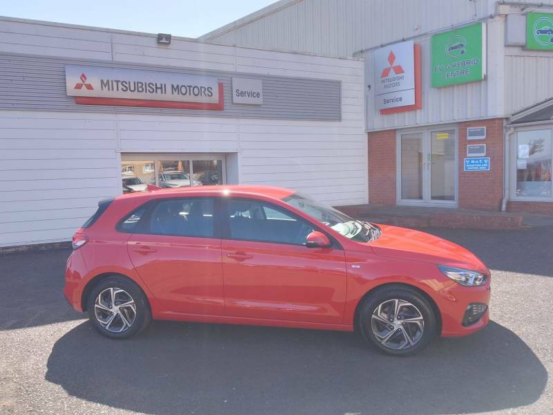 Hyundai I30 1.0T Gdi Se Connect - 2022 22 Red