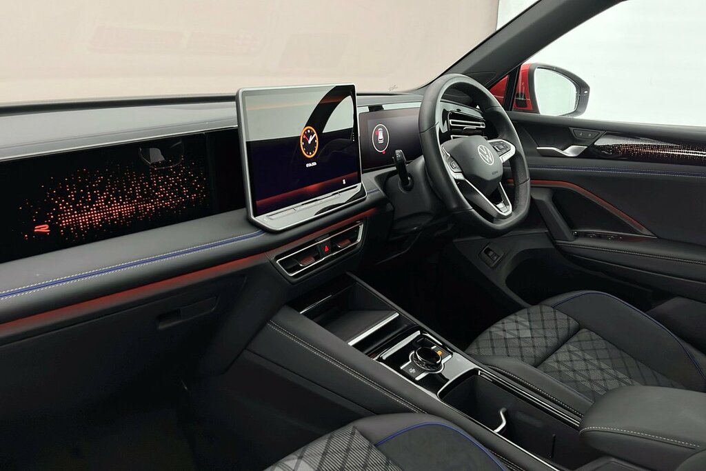Volkswagen Tiguan R-line 1.5 Tsi Ehybrid 272 Ps 6-Speed Dsg KT25WFW Red #2