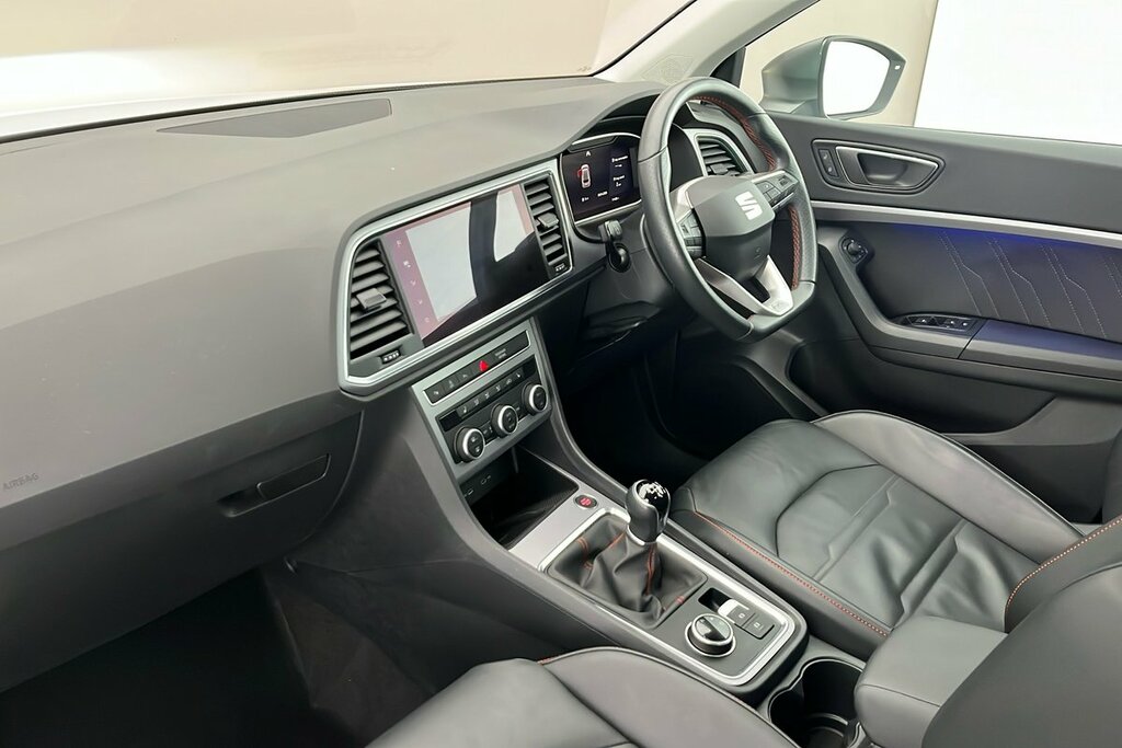 Seat Ateca Fr Sport 2.0 Tdi 150 6-Speed White #2