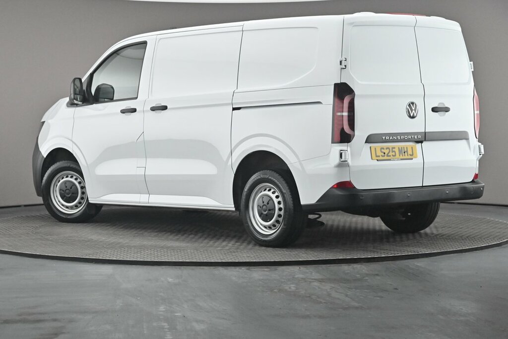 Volkswagen Transporter T28 Commerce Plus Swb 110 Ps 2.0 Tdi 6Sp LS25MHJ White #3