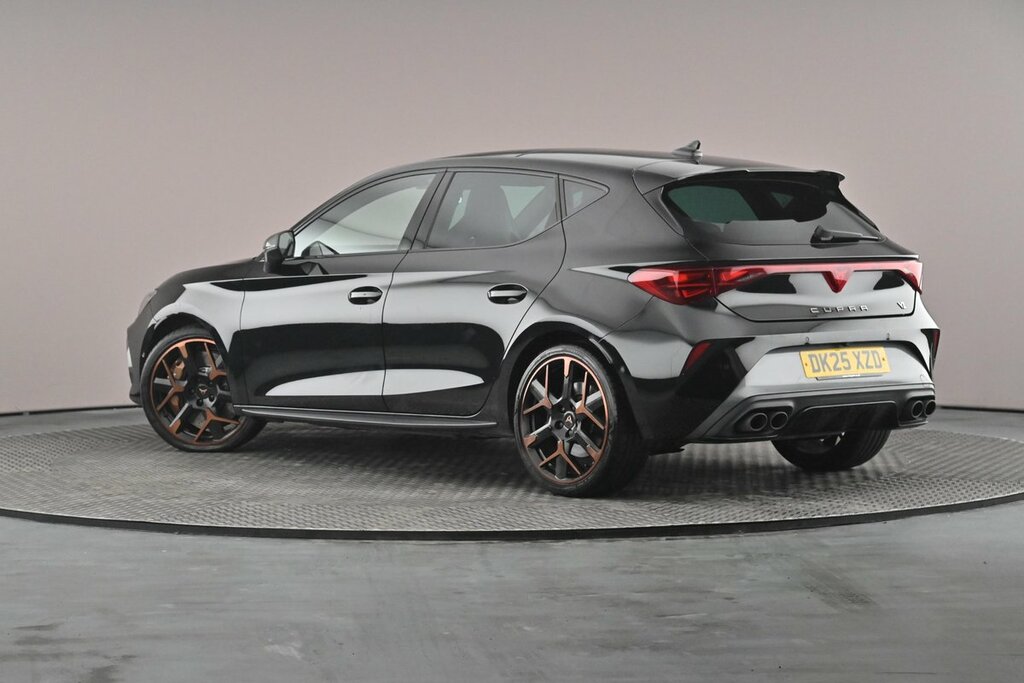 Cupra Leon Hatch Vz3 2.0 Tsi 300 7-Speed DK25XZD Black #3