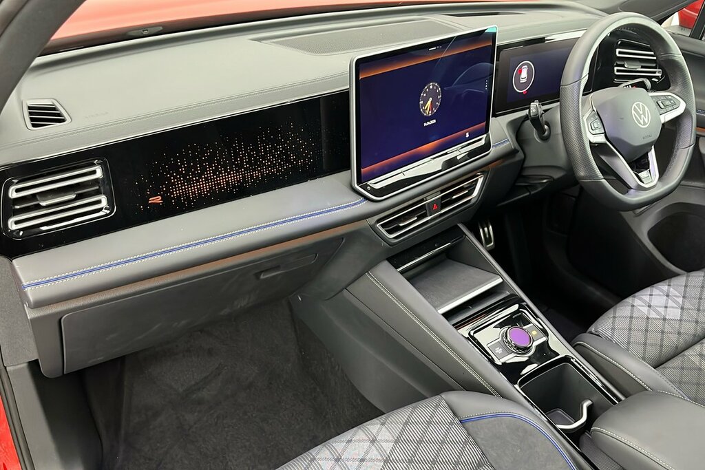 Volkswagen Tiguan R-line 1.5 Tsi Ehybrid 272 Ps 6-Speed Dsg LN75WME Red #2