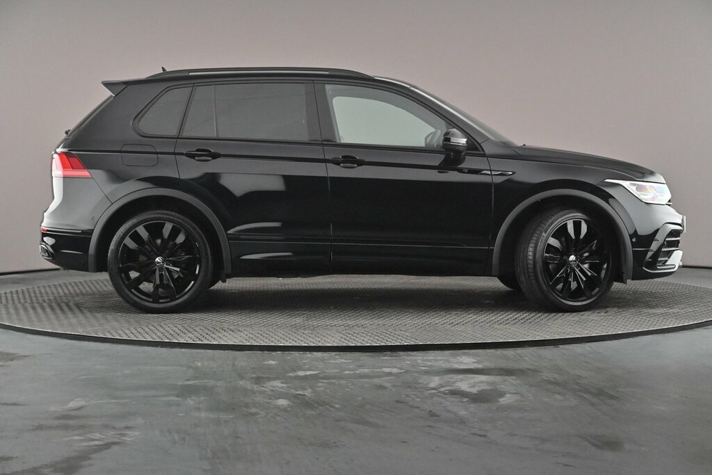 Volkswagen Tiguan Black Edition 1.5 Tsi 150Ps 7-Speed Dsg VU24KTG Black #4