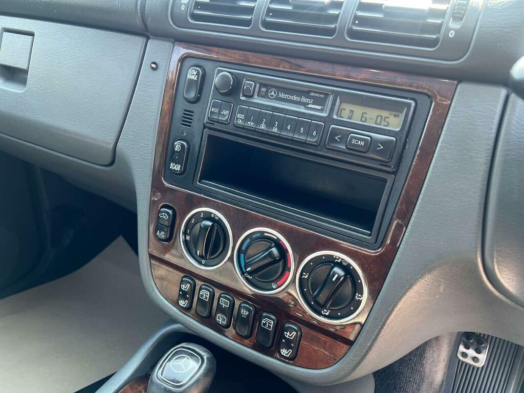 Mercedes-Benz M Class Suv 3.2 Ml320 1998S Silver #26