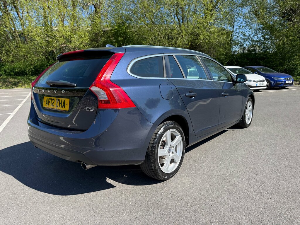 Volvo V60 2.4 D5 Se Lux Estate Geartronic Euro 5 Blue #3