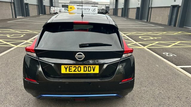 Nissan Leaf N-connecta Hatchback YE20DDV Black #5