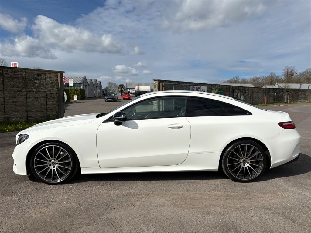 Mercedes-Benz E Class E300 Amg Line Nav KD68FMP White #3