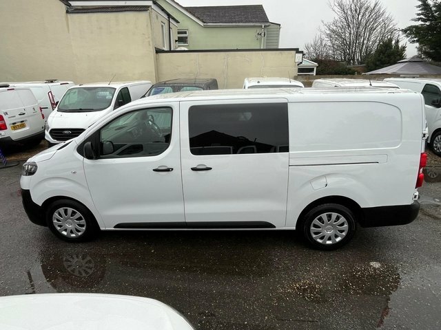 Vauxhall Vivaro 2.0 Turbo D 3100 Dynamic Crew Van L2 H1 Euro 6 S DY22PPU White #5