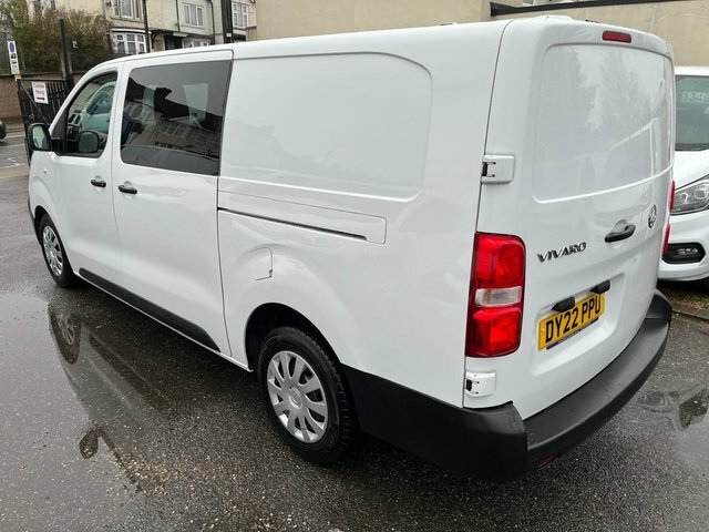 Vauxhall Vivaro 2.0 Turbo D 3100 Dynamic Crew Van L2 H1 Euro 6 S DY22PPU White #6