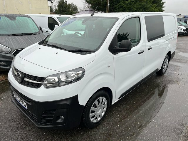 Vauxhall Vivaro 2.0 Turbo D 3100 Dynamic Crew Van L2 H1 Euro 6 S DY22PPU White #4