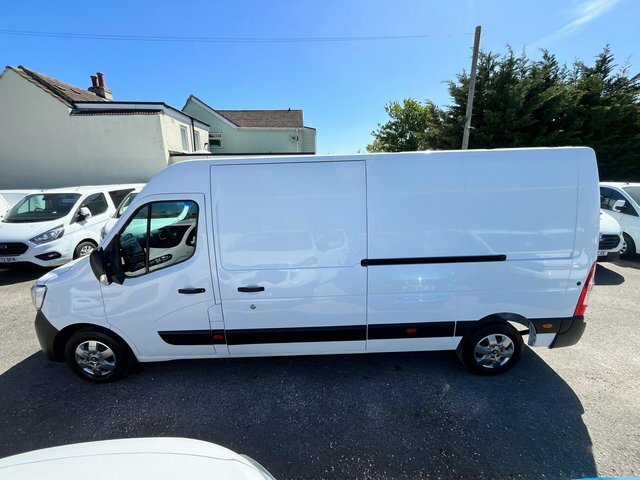 Renault Master 2.3 Dci 35 Advance Fwd Lwb Medium Roof Euro 6 NY23DYP White #6
