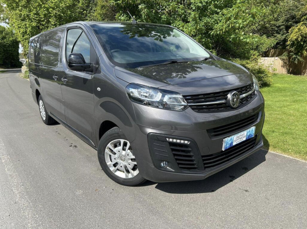 Vauxhall Vivaro 1.5 Turbo D 2900 Sportive L2, 62,000 Miles 
