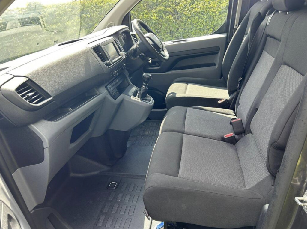 Vauxhall Vivaro 1.5 Turbo D 2900 Sportive L2, 62,000 Miles #5