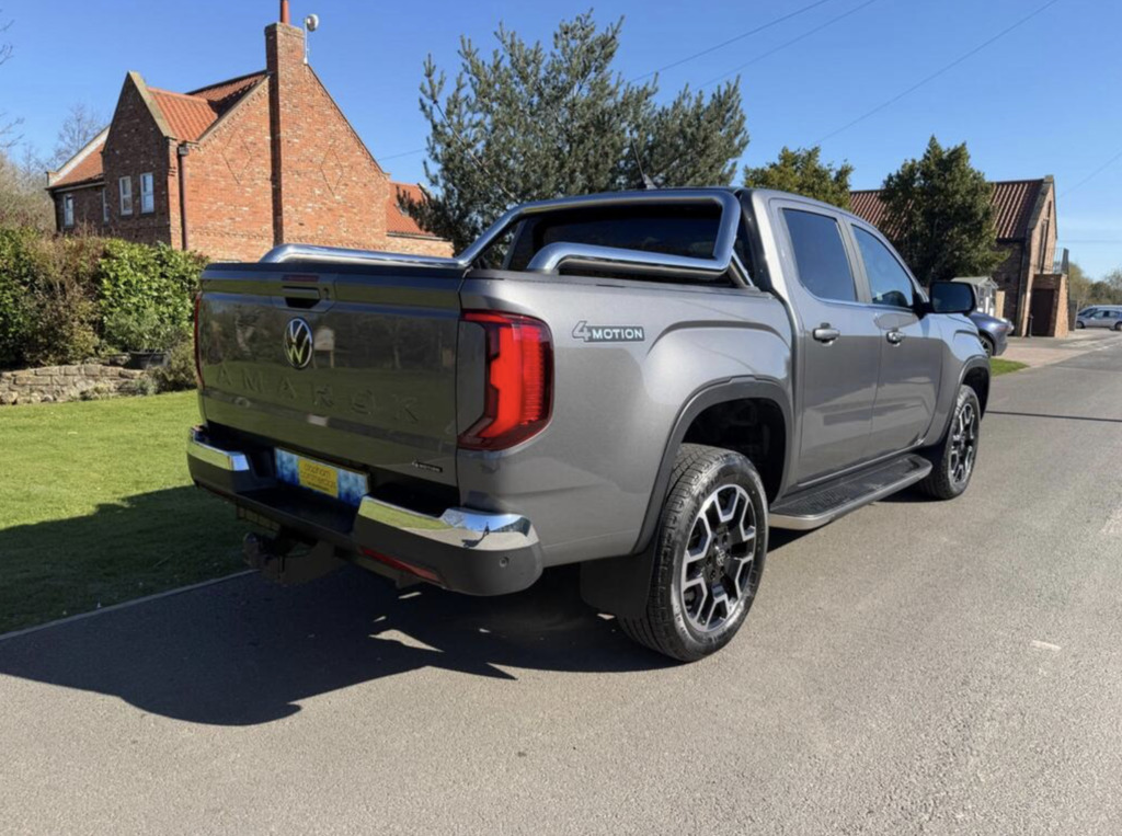 Volkswagen Amarok 2.0 Tdi Style 4Motion, 8,000 Miles #5