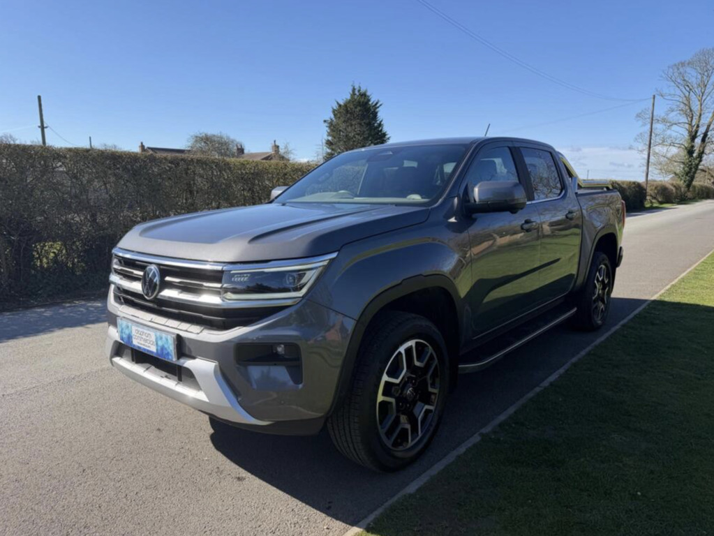 Volkswagen Amarok 2.0 Tdi Style 4Motion, 8,000 Miles #3