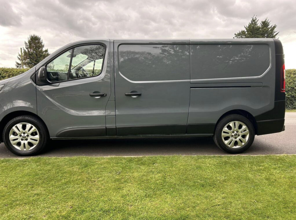Renault Trafic 2.0 Dci Blue Ll30 Sport L2, 50,672 Miles #3