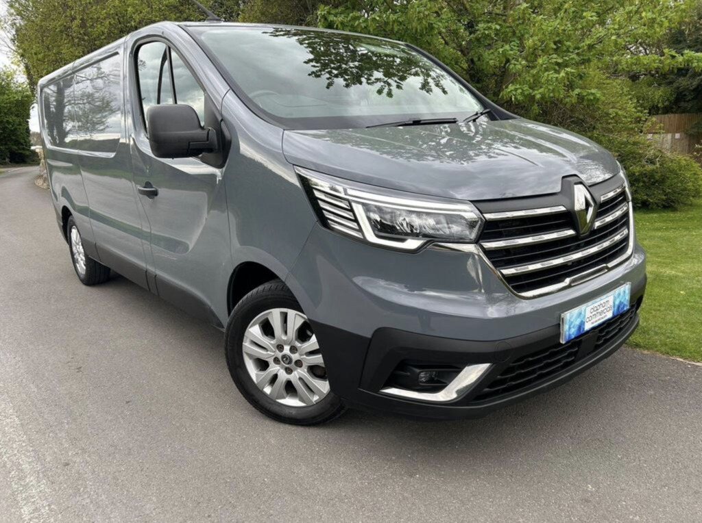 Renault Trafic 2.0 Dci Blue Ll30 Sport L2, 50,672 Miles 