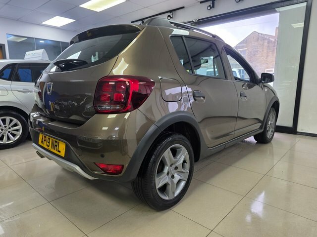 Dacia Sandero Stepway Sandero Stepway Comfort Blue Dci AP19NRL Brown #3