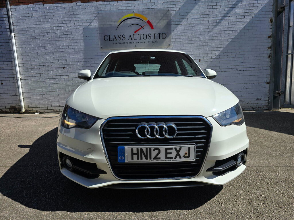 Audi A1 1.6 Tdi S Line Sportback Euro 5 Ss White #2