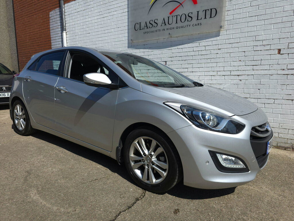 Hyundai I30 1.6 Crdi Blue Drive Style Euro 5 Ss Silver #5