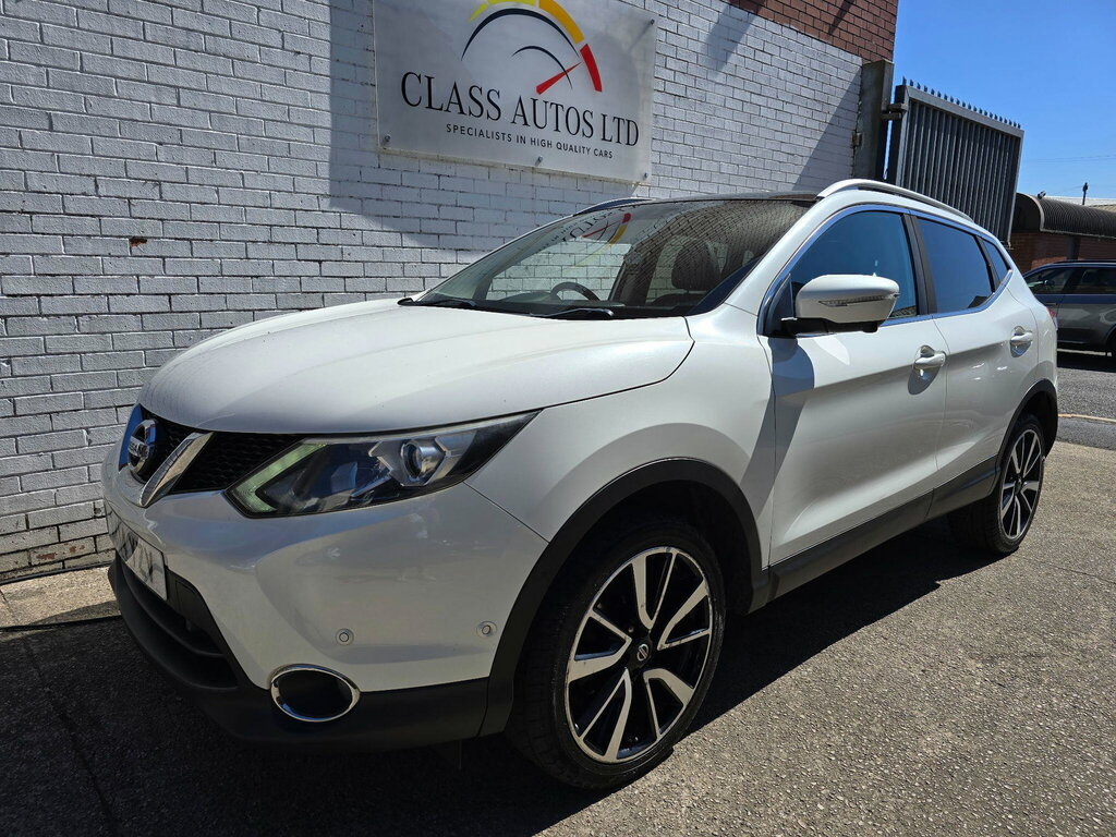 Nissan Qashqai 1.6 Dci Tekna 2Wd Euro 5 Ss AK14YZV White #4