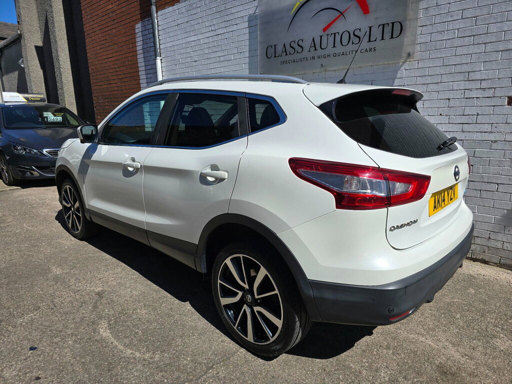 Nissan Qashqai 1.6 Dci Tekna 2Wd Euro 5 Ss AK14YZV White #5