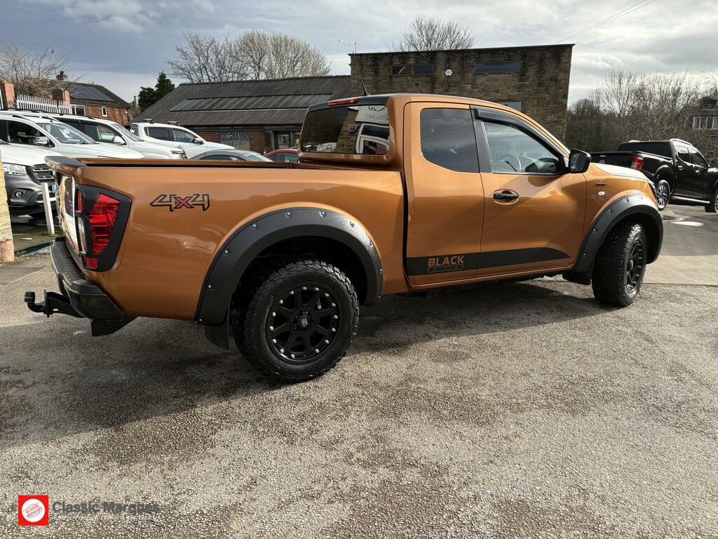 Nissan Navara 2.3 Dci Acenta King Pickup Extended Cab Orange #3
