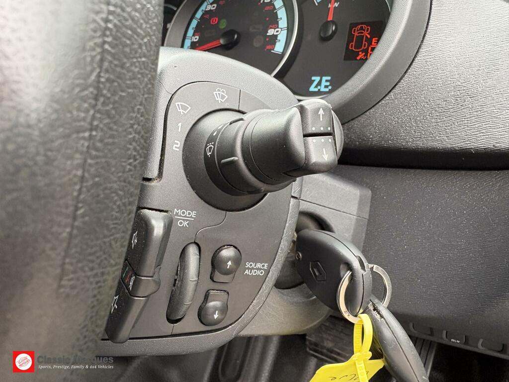 Renault Kangoo Maxi Ll21 Business Plus Energy White #31