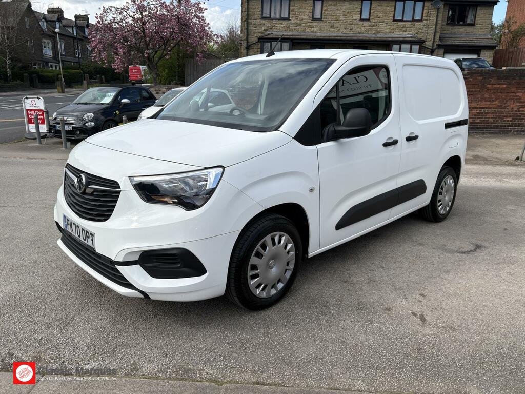 Vauxhall Combo 1.5 Turbo D 2000 Sportive Panel Van Man PK70OPT White #4