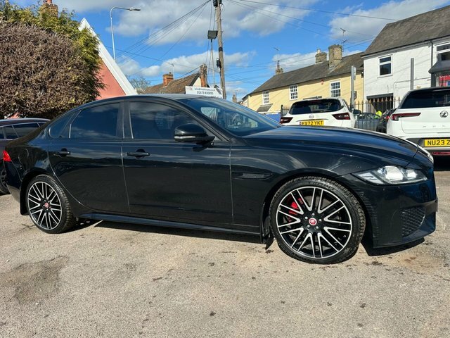 Jaguar XF 3.0D V6 S Saloon Euro 6 Ss BG66YFW Black #6