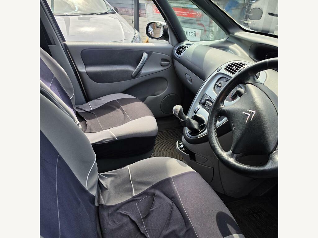 Citroen Xsara Picasso Desire 16V Picasso E4 Silver #2
