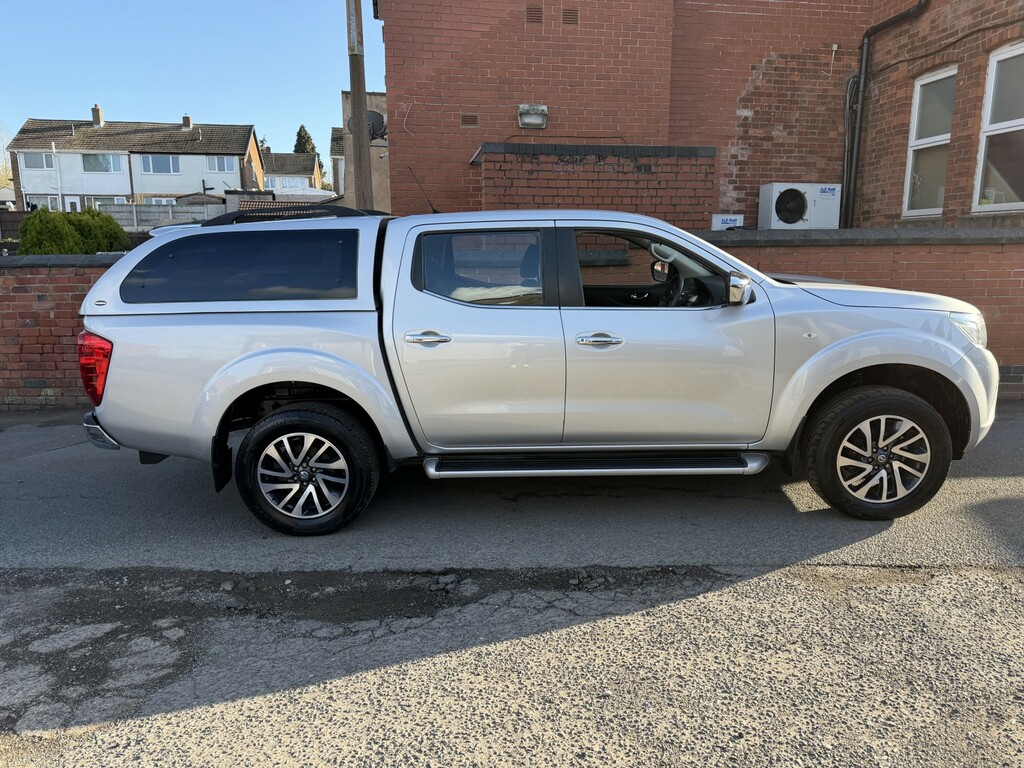 Nissan Navara 2.3 Dci Acenta VO66AZG Silver #2