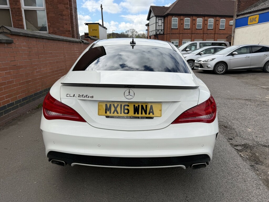 Mercedes-Benz CLA Class 2.1 Cla200d Amg Sport White #4