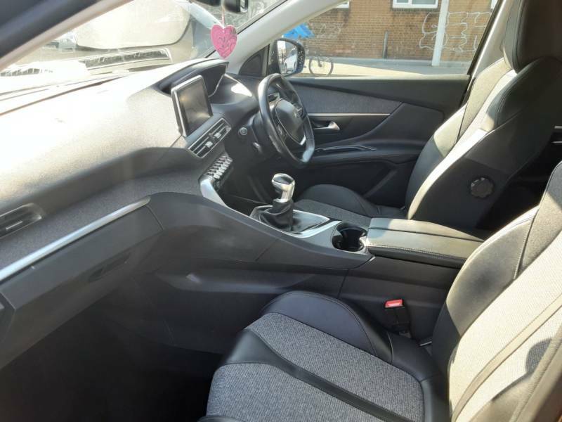 Peugeot 3008 1.5 Bluehdi Allure - 2019 19 VU19WHW Grey #6