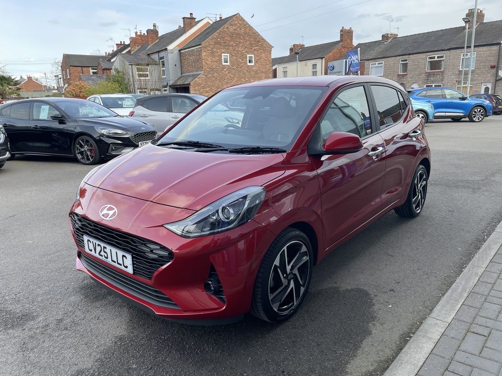 Hyundai I10 1.0 63 Premium Nav CV25LLC Red #3