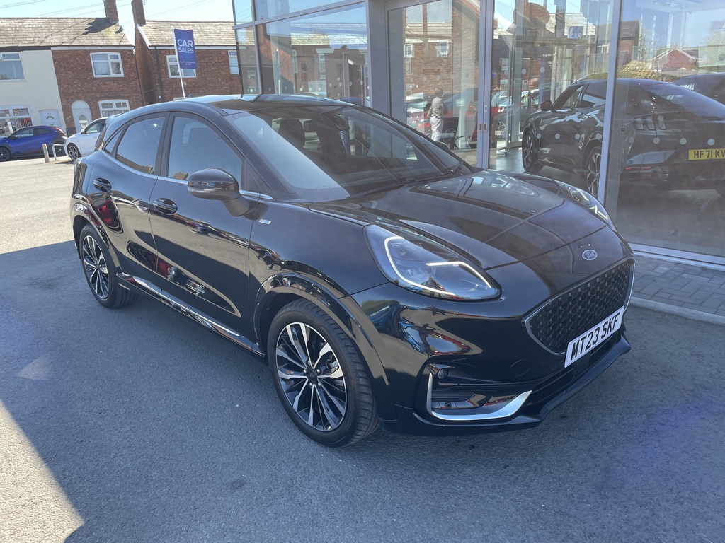 Ford Puma 1.0 Ecoboost Hybr Mhev 155 St-line Vignale Dct Black