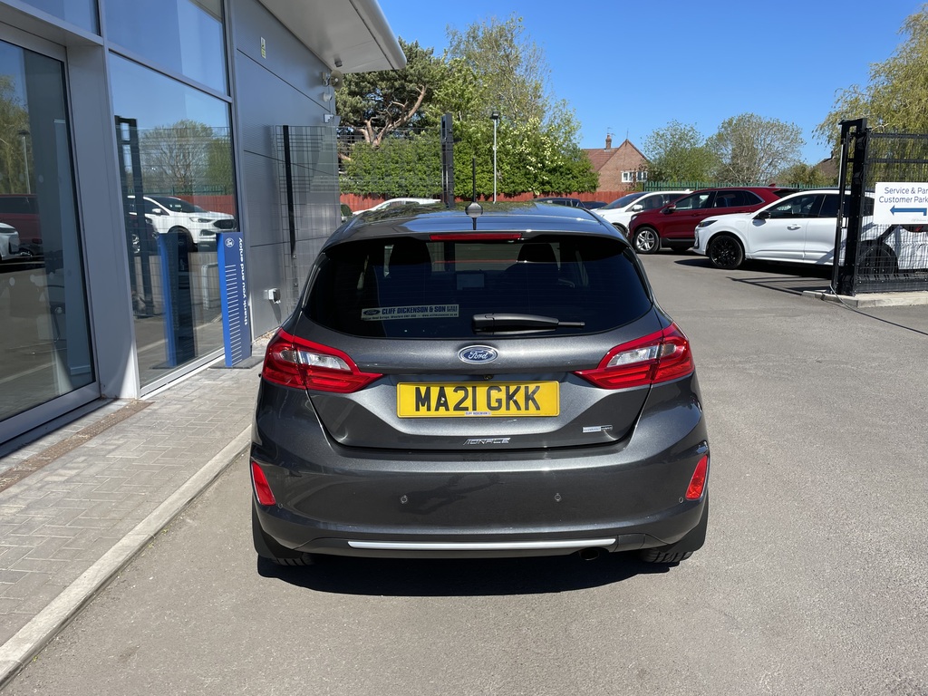 Ford Fiesta 1.0 Ecoboost Hybrid Mhev 125 Vignale Edition MA21GKK Grey #5