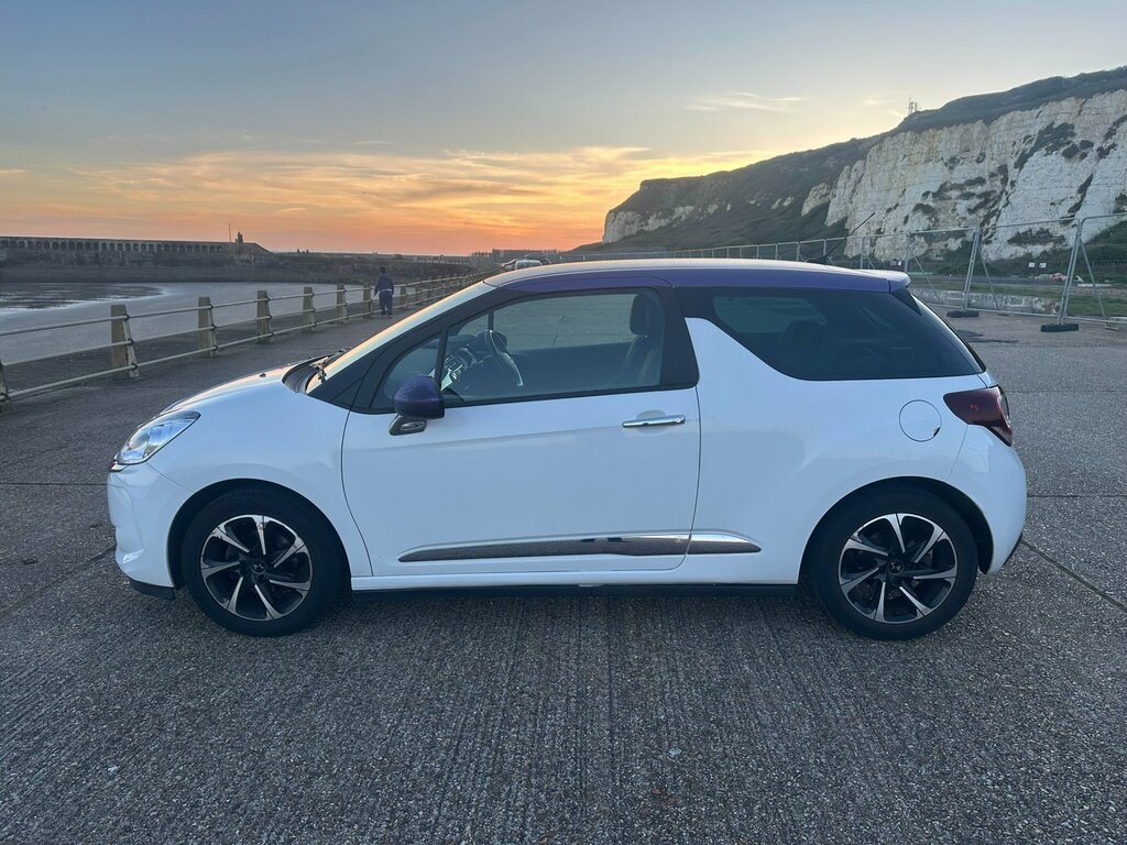 DS DS 3 1.6 Bluehdi Elegance Hatchback E NX17VXZ White #3