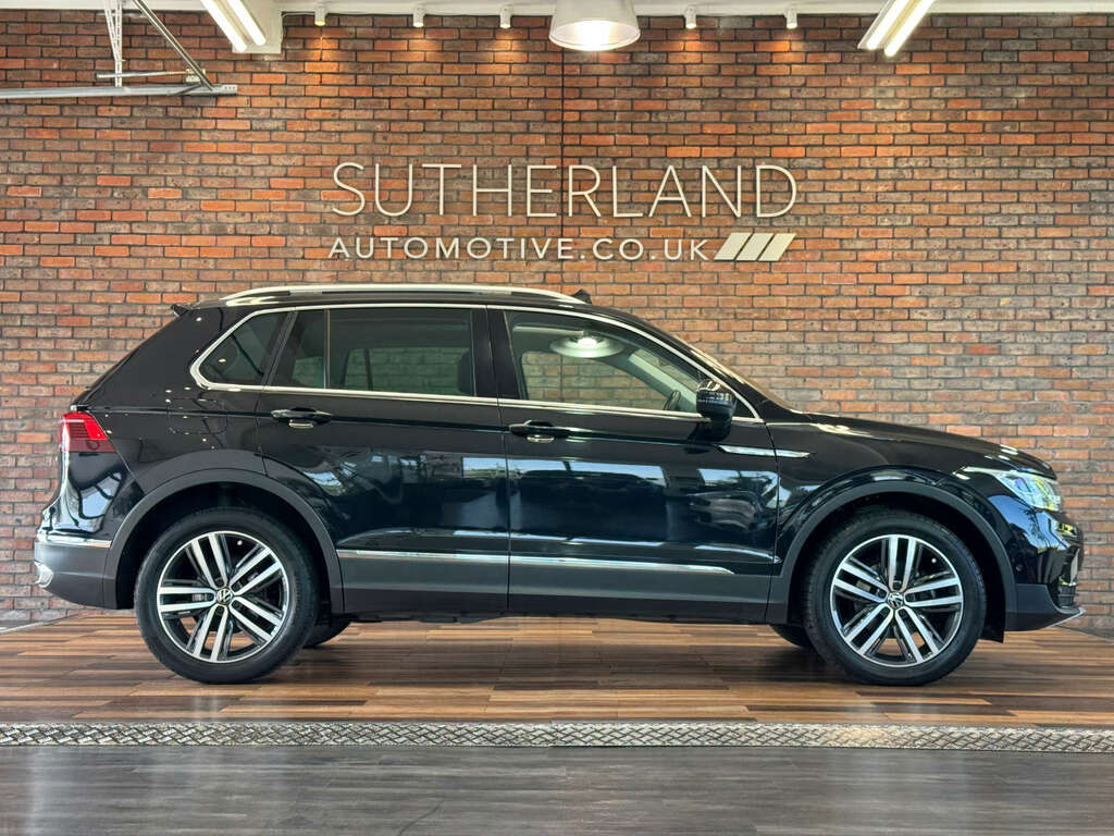 Volkswagen Tiguan 2.0 Tiguan Elegance Tdi 4Motion 4Wd DA21LGW Black #3