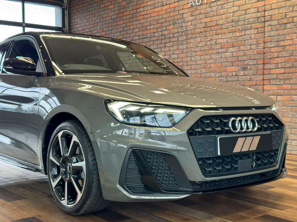 Audi A1 1.5 A1 Sportback 35 Tfsi Black Edition 5 Grey #6
