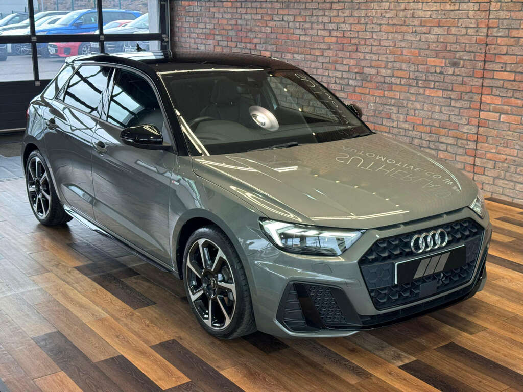 Audi A1 1.5 A1 Sportback 35 Tfsi Black Edition 5 Grey #3