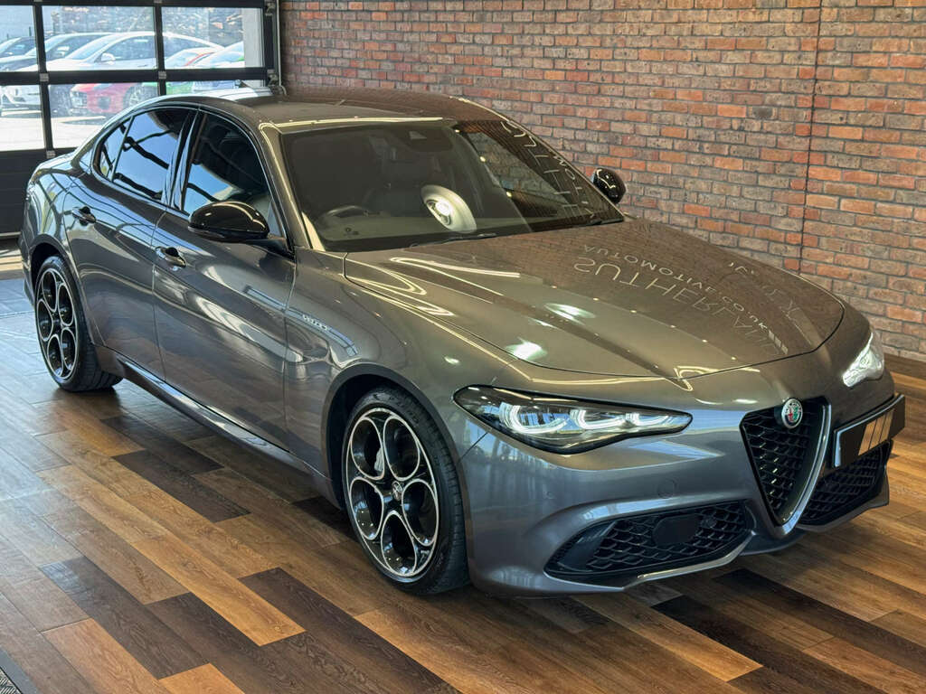 Alfa Romeo Giulia 2.0 Giulia Veloce Tb CE23XWZ Grey #4
