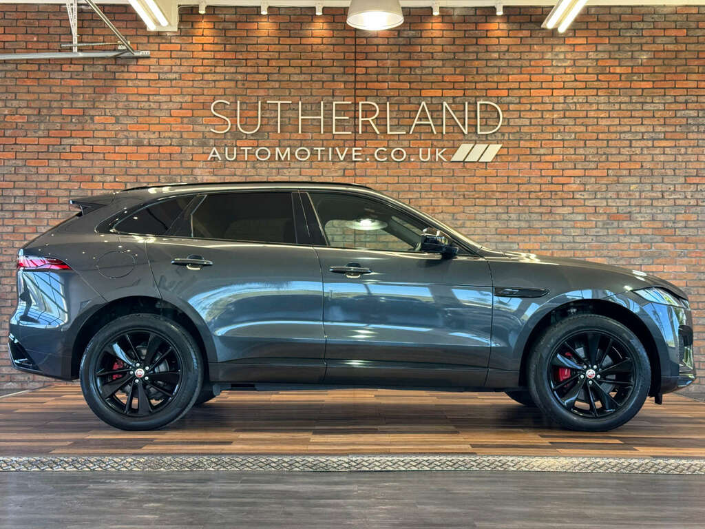 Jaguar F-Pace 2.0 F-pace R-dynamic Black Awd 4Wd Grey