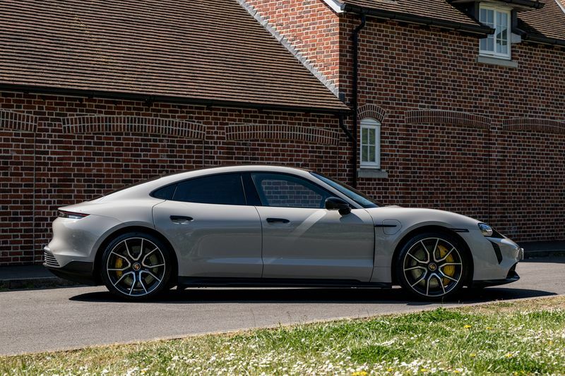 Porsche Taycan Performance Plus 93.4Kwh Turbo S #5