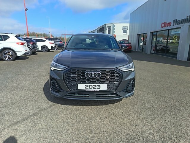 Audi Q3 2.0 Tdi 40 Black Edition Sportback S Tr SR23OBX Black #5