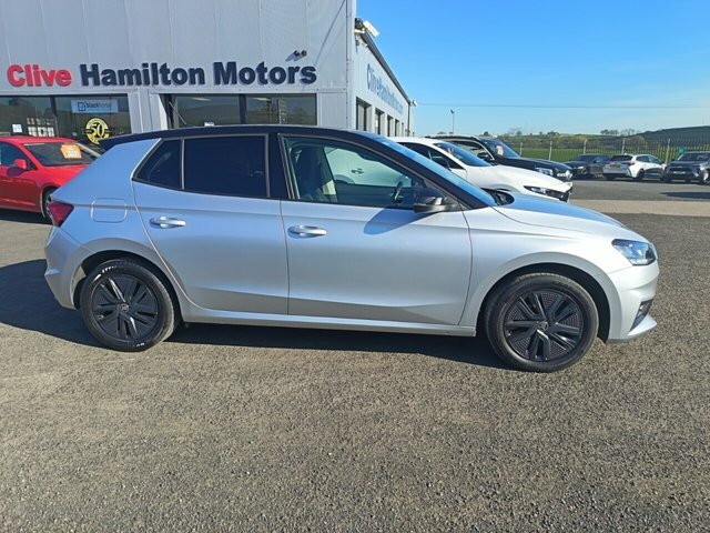 Skoda Fabia 1.0 Mpi Colour Edition Hatchback YL24CUW Silver #5